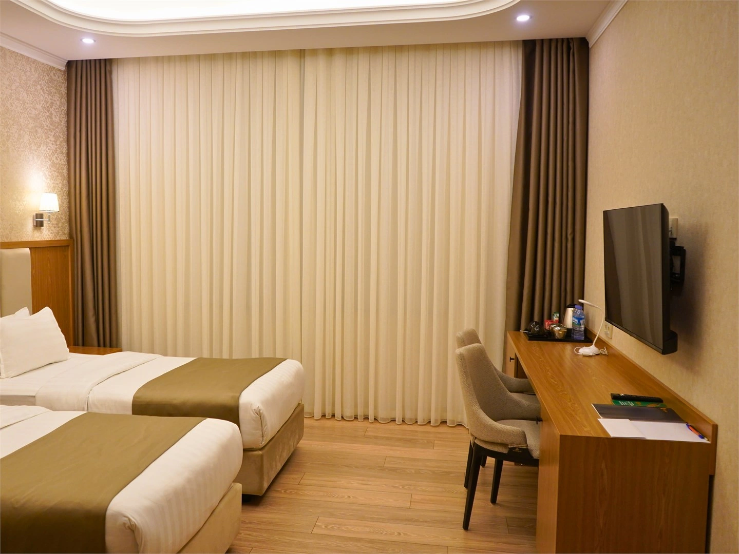 hotel room 1